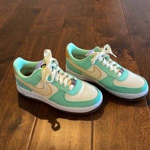 Nike Air Force 1 ‘07 LX women’s shoe